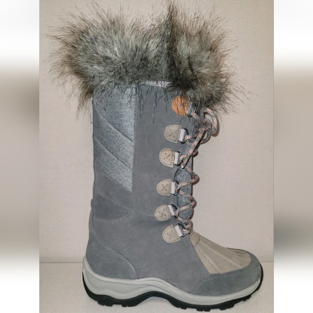 Clarks Gray Faux Fur Winter Boots